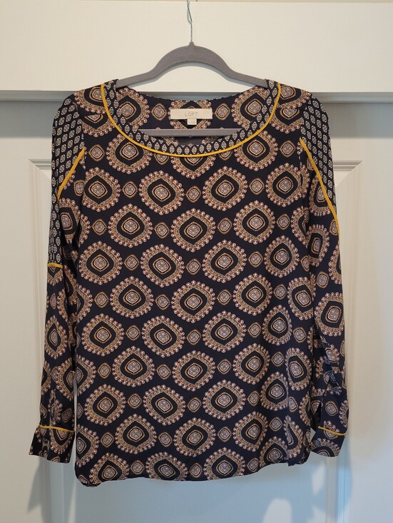 LOFT Tops - LOFT Navy Paisley-Pattern Long Sleeve Blouse with Yellow Trim